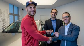  Lexusra vált Tótka Sándor olimpiai bajnok kajakozó